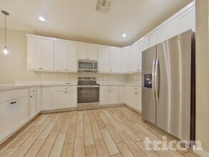 109 E Mountain View Dr in Avondale, AZ - Building Photo - Building Photo