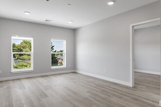 59 Mill St in Woburn, MA - Foto de edificio - Building Photo