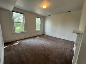 4707 Maripoe St in Pittsburgh, PA - Foto de edificio - Building Photo