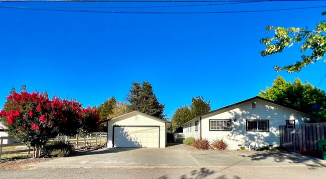 property at 5297 Lone Pine Rd