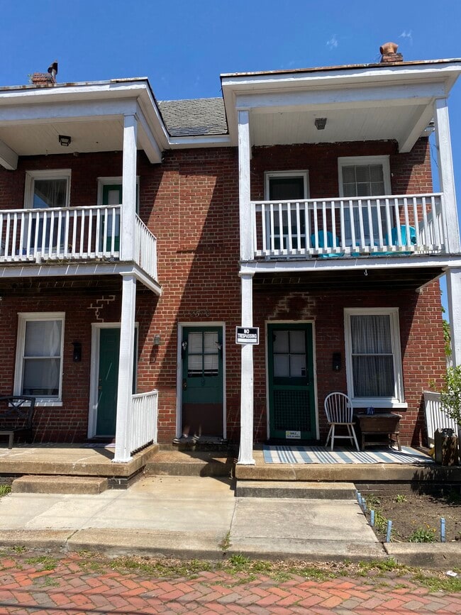2510 W Cary St, Unit c