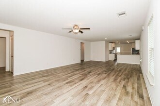 18612 Allen Welch Dr in Elgin, TX - Building Photo - Building Photo