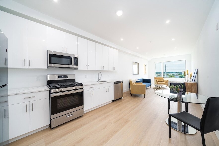 3309 Liberty Ave, Unit 3 in North Bergen, NJ - Building Photo