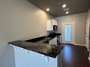 913 SW 91st St in Oklahoma City, OK - Building Photo - Building Photo