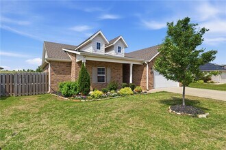 40 E Loveland Loop in Farmington, AR - Building Photo - Building Photo