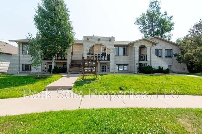 property at 3061 Reed Ave
