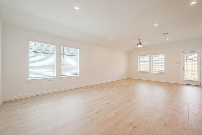 property at 1210 Via Del Corso Ln