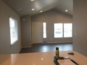 1521 SW 36th Loop in Redmond, OR - Building Photo - Building Photo