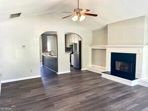 6619 Saganaw Dr in Rex, GA - Building Photo - Building Photo