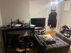 28 Fleet St, Unit 12A in Boston, MA - Foto de edificio - Building Photo