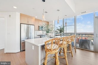 930 Rose Ave, Unit 1905 in North Bethesda, MD - Building Photo - Building Photo