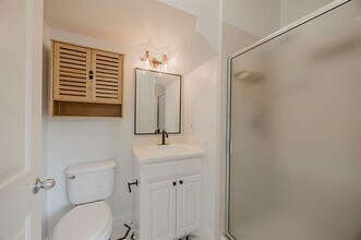 2335 Worthington St in Dallas, TX - Building Photo - Building Photo