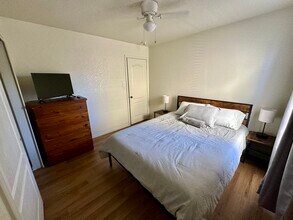 5503 Harefield Dr in San Antonio, TX - Foto de edificio - Building Photo