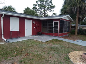 4404 Hagen Ave in Spring Hill, FL - Building Photo - Building Photo