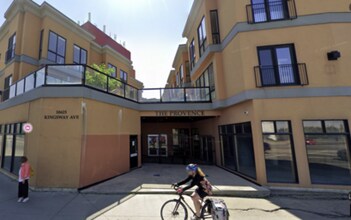 10625 Kingsway NW in Edmonton, AB - Building Photo - Building Photo