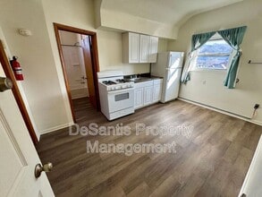 212 N Highland Ave in Cheswick, PA - Building Photo - Building Photo