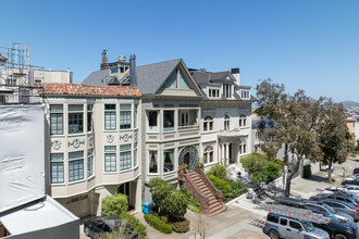 725 Buena Vista Ave W in San Francisco, CA - Foto de edificio - Building Photo