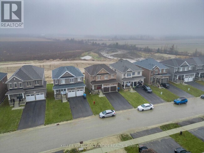 22 MacKenzie St in Southgate, ON - Building Photo - Building Photo
