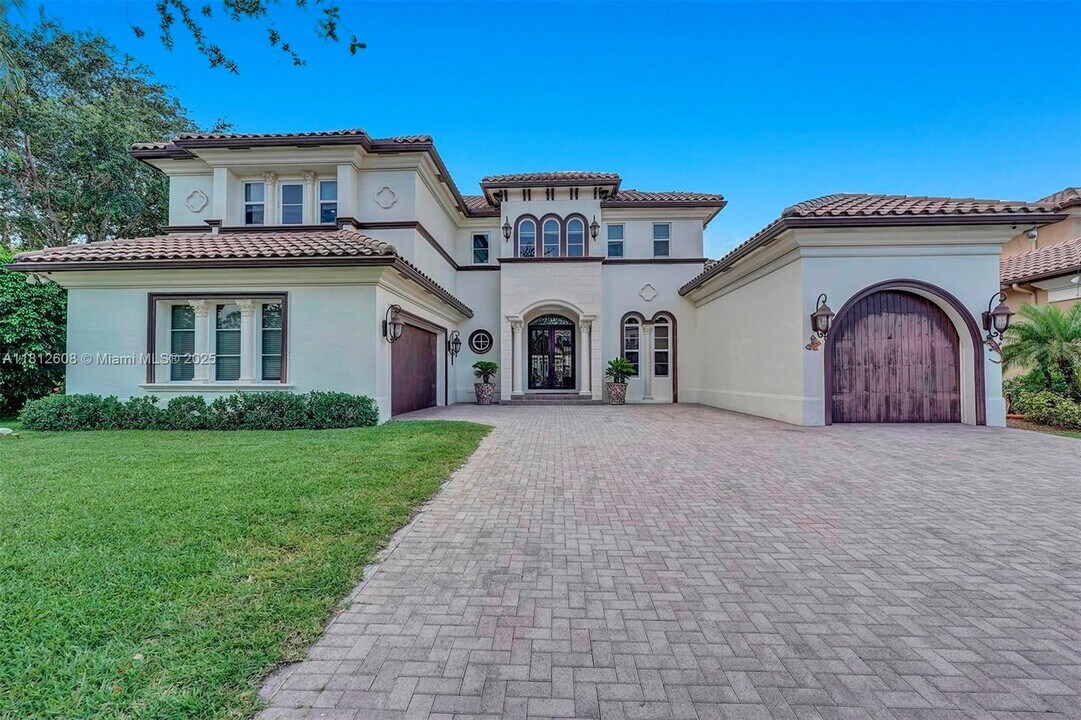17529-17522 Middlebrook Way in Boca Raton, FL - Building Photo