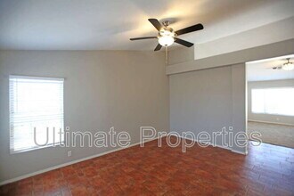 7816 W Ocotillo Rd in Glendale, AZ - Building Photo - Building Photo