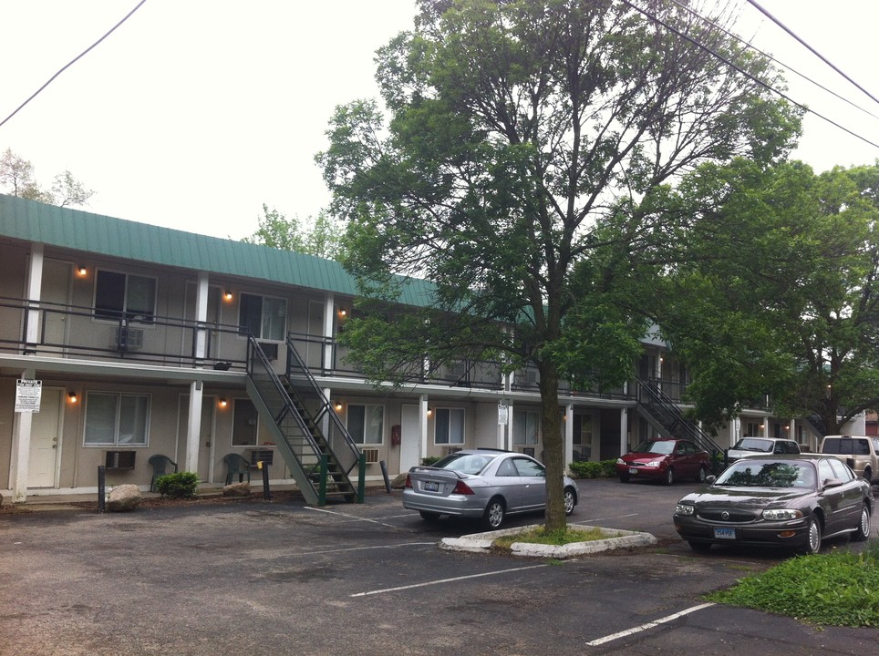 De Votie Gardens in Cincinnati, OH - Foto de edificio