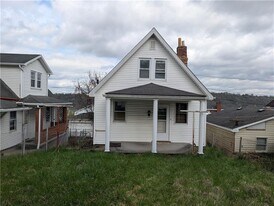 623.5 Conrad Ave in North Charleroi, PA - Building Photo