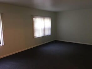 7632 S Stewart Ave, Unit 3D in Chicago, IL - Foto de edificio - Building Photo