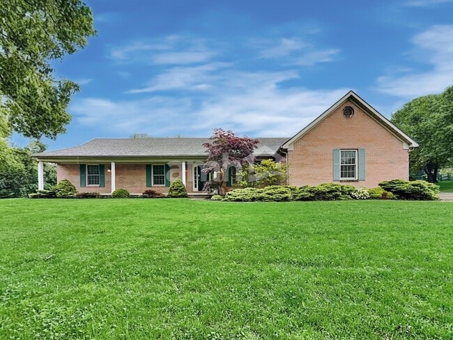 property at 1330 Fairway Ct