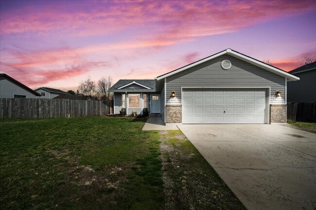 property at 2251 Tumbleweed Cir