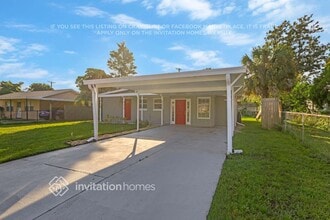 6029 Flora Terrace in Apollo Beach, FL - Building Photo - Building Photo