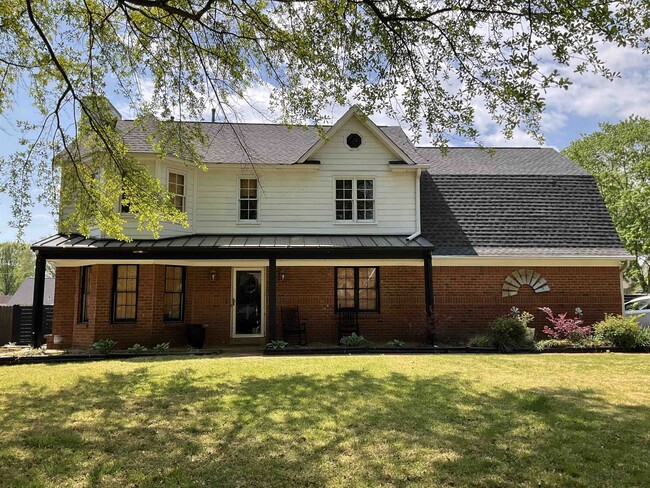 property at 329 Oakleigh Dr