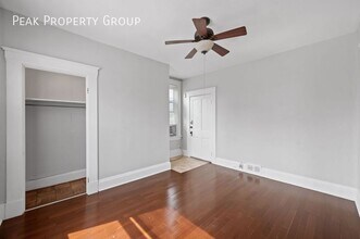 2549 University Ct in Cincinnati, OH - Foto de edificio - Building Photo