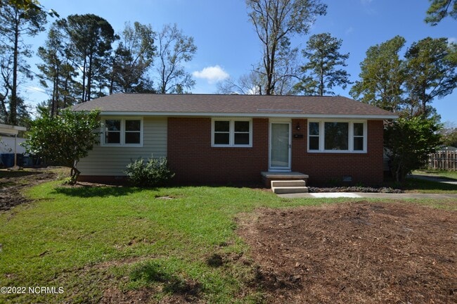property at 605 Decatur Rd