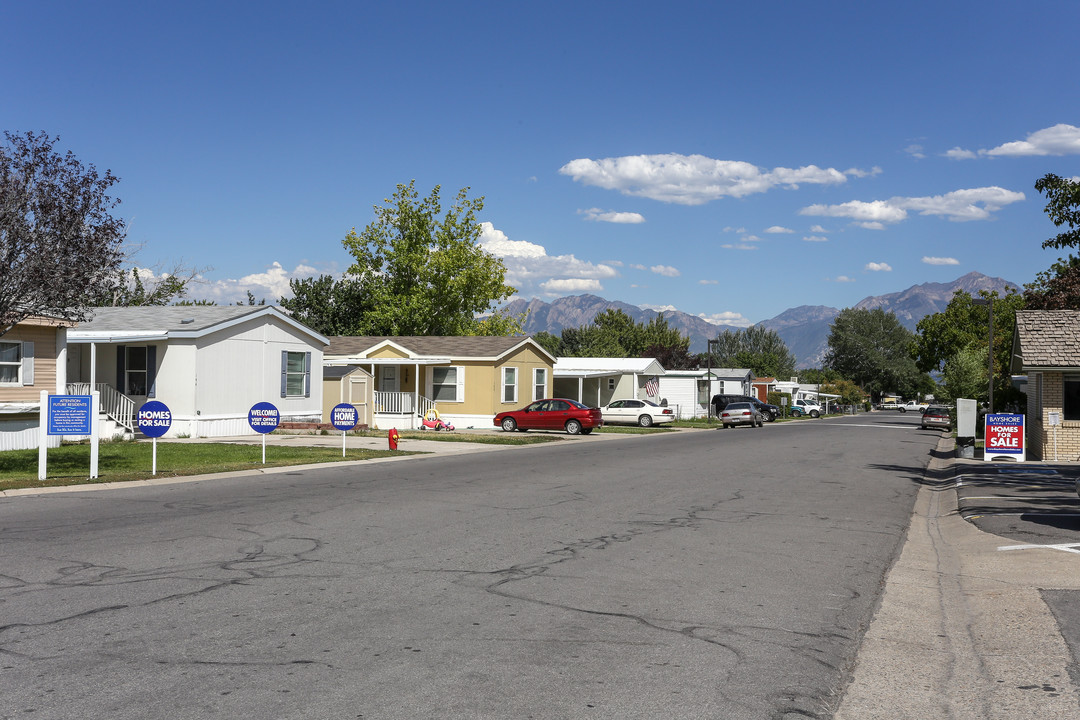 Villa West in West Jordan, UT - Building Photo