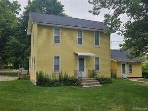 9514 Six Mile Rd in Salem, MI - Building Photo - Building Photo
