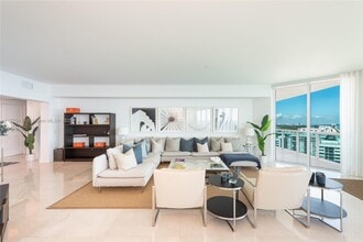 2711 S Ocean Dr in Hollywood, FL - Building Photo - Building Photo