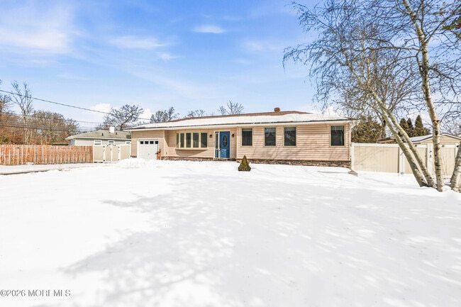 1057 Savannah St in Toms River, NJ - Building Photo - Building Photo