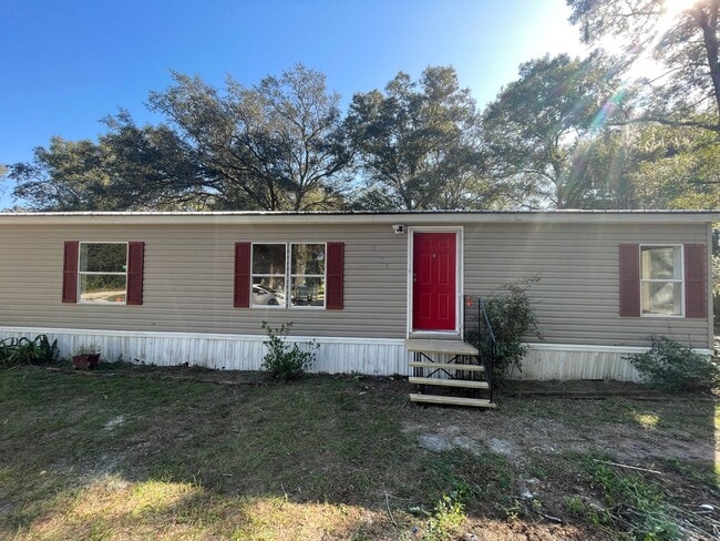 9280 Robaor Rd in Brooksville, FL - Foto de edificio - Building Photo