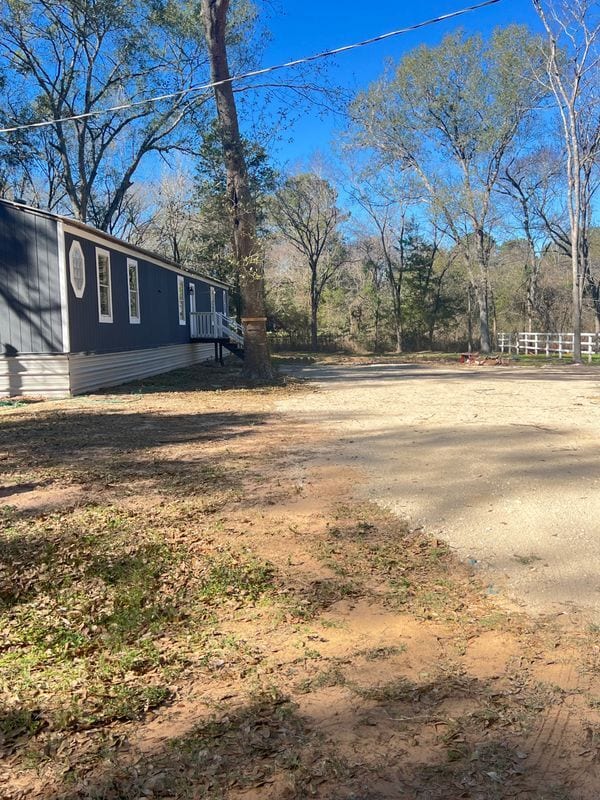 7851 Pinecone Ln in Plantersville, TX - Building Photo - Building Photo