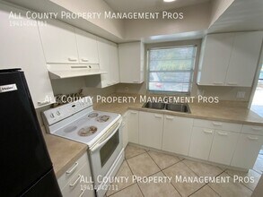 914 Royal Palm Dr in Sarasota, FL - Building Photo - Building Photo