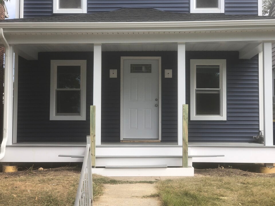 813 Lancaster Ave in York, PA - Foto de edificio