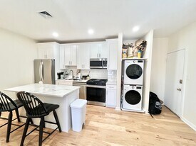 162 Centre St, Unit 1 in Boston, MA - Building Photo