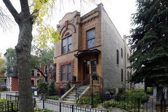 934 N Hoyne Ave in Chicago, IL - Building Photo - Building Photo