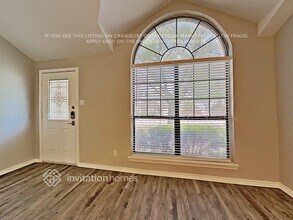 2707 Fountainview Dr in Corinth, TX - Foto de edificio - Building Photo