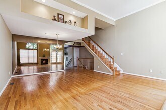 52 Silver Moon Dr in Silver Spring, MD - Building Photo - Building Photo