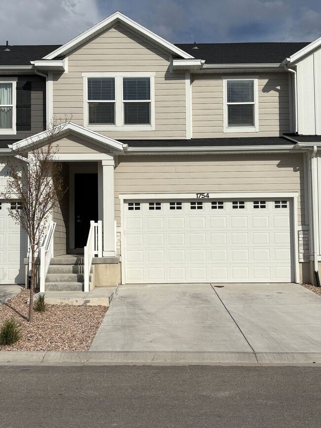 property at 1754 N Blaze Ln