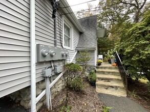 10 Old Waterbury Rd in Middlebury, CT - Building Photo - Building Photo