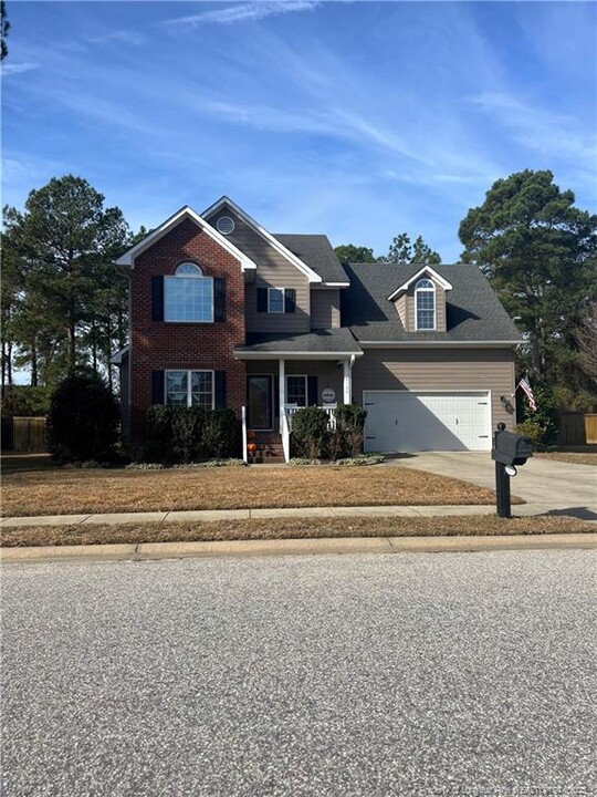 6133 Castlebrooke Ln in Linden, NC - Building Photo