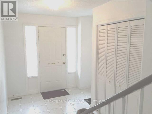 74-653 VILLAGE Pky in Markham, ON - Building Photo - Building Photo