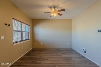 8860 Joe Kennedy Way in El Paso, TX - Building Photo - Building Photo